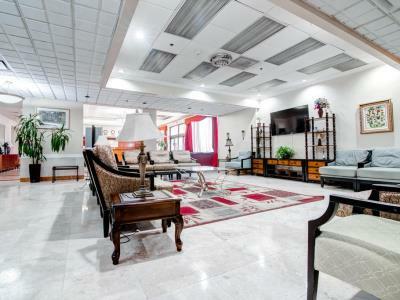 Hotel Ramada Plaza By Wyndham Atlanta Airport 2*